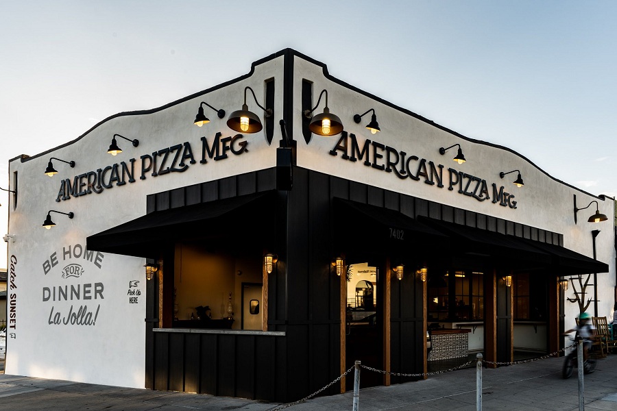 American Pizza Mfg. Makes La Jolla Debut