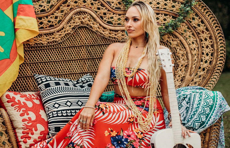 Sway Along To Catchy Reggae Music With Anuhea