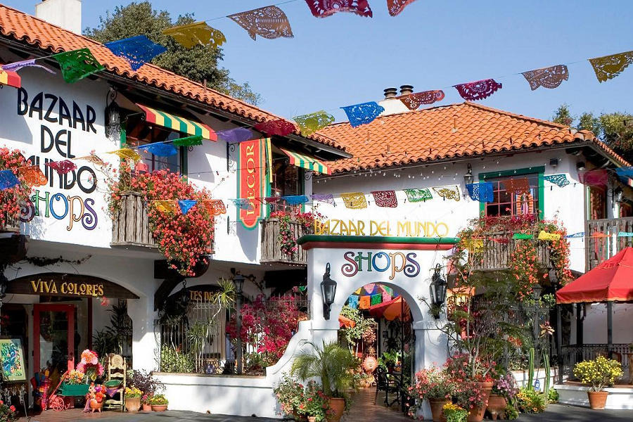 Bazaar Del Mundo Shops