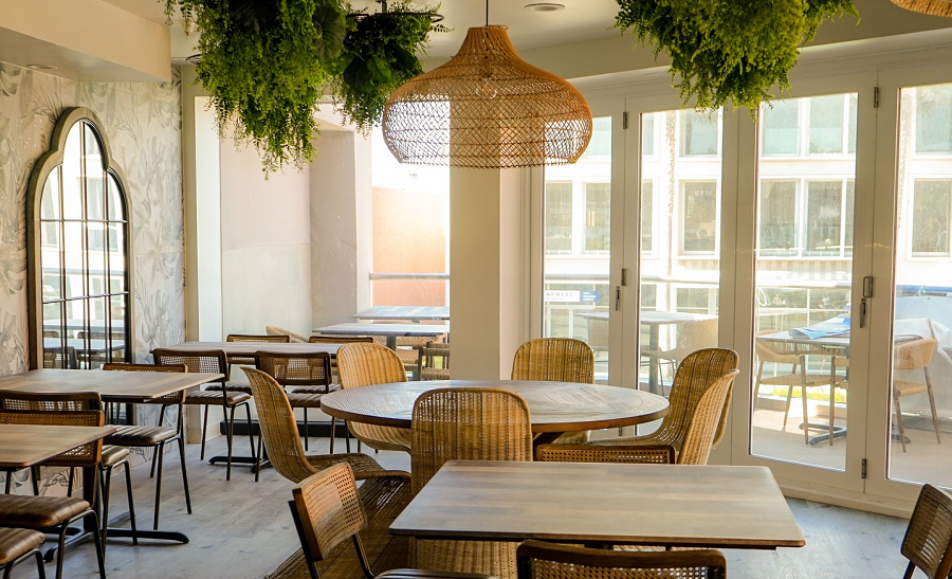 Beeside Balcony La Jolla Grand Opening Event