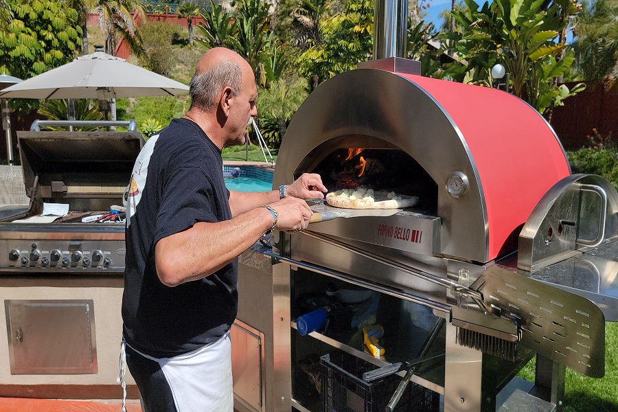 Give Back With Big Willie's Pizza Pies For A Cause