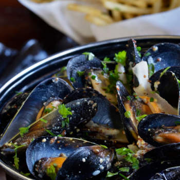 Bleu Boheme Moules Frites