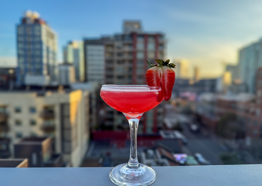Borrego Rooftop Kitchen + Cocktails_Surf 'n' Turf_Courtesy of Borrego Rooftop Kitchen + Cocktails