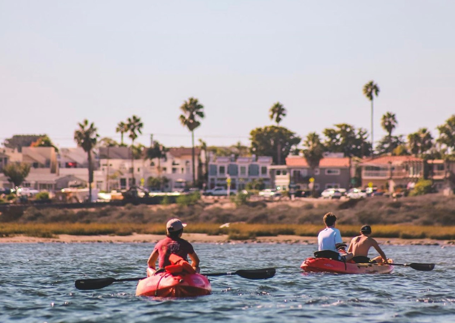 people kayaking