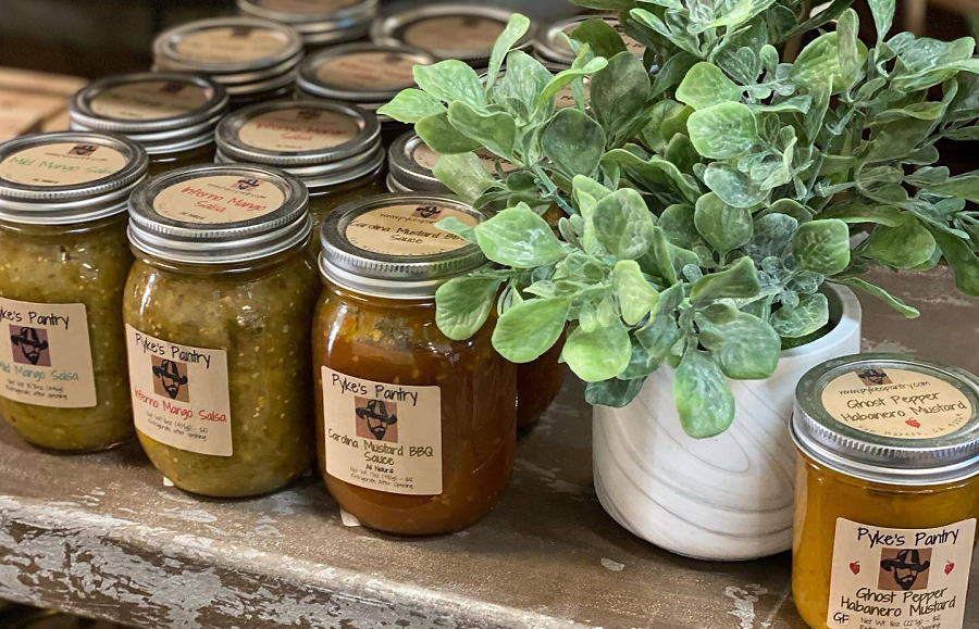 Carlsbad Village Makers Market 2022