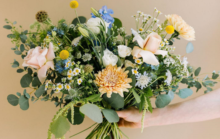 Communal Launches Flower Subscription Service