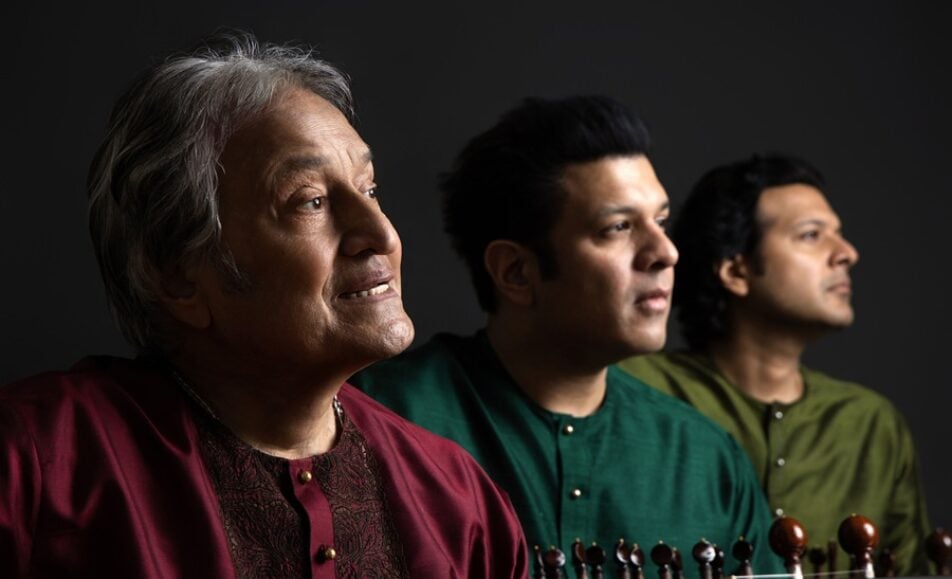 Amjad Ali Khan and sons performing together