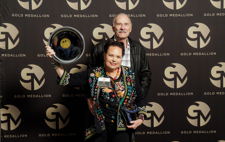 Diane Powers Receives Lifetime Achievement Award