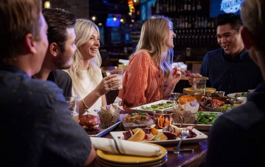 Draft Republic North City Adds Weekend Lunch + Live Music