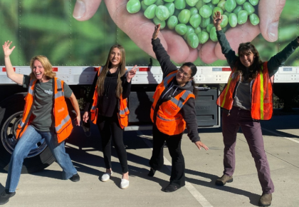 Feeding San Diego volunteers food rescue organization