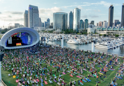 fit athletic Free yoga class