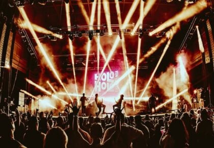Island vibes and reggae music at Holo Holo Music Festival