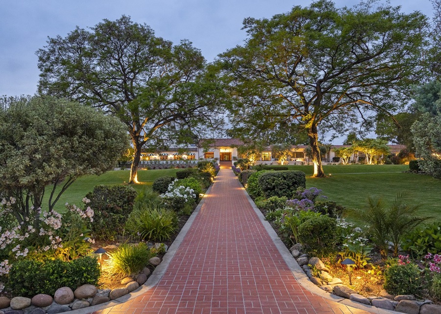 Feeding San Diego Pairings With a Purpose Dinner at The Inn at Rancho Santa Fe