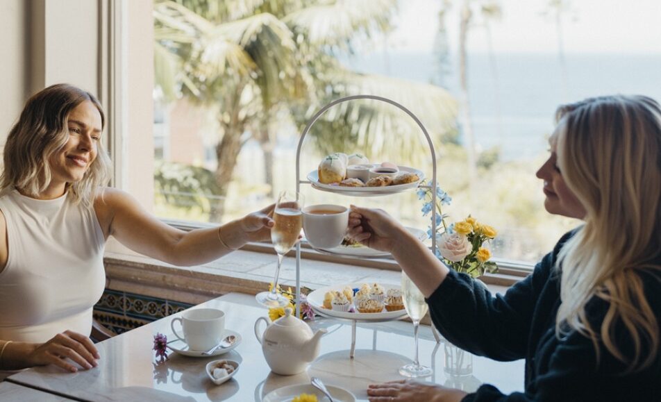 La Valencia's Spring Tea
