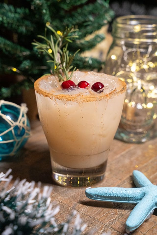 Landshark Bar & Grill Yo Ho Ho-liday Tavern