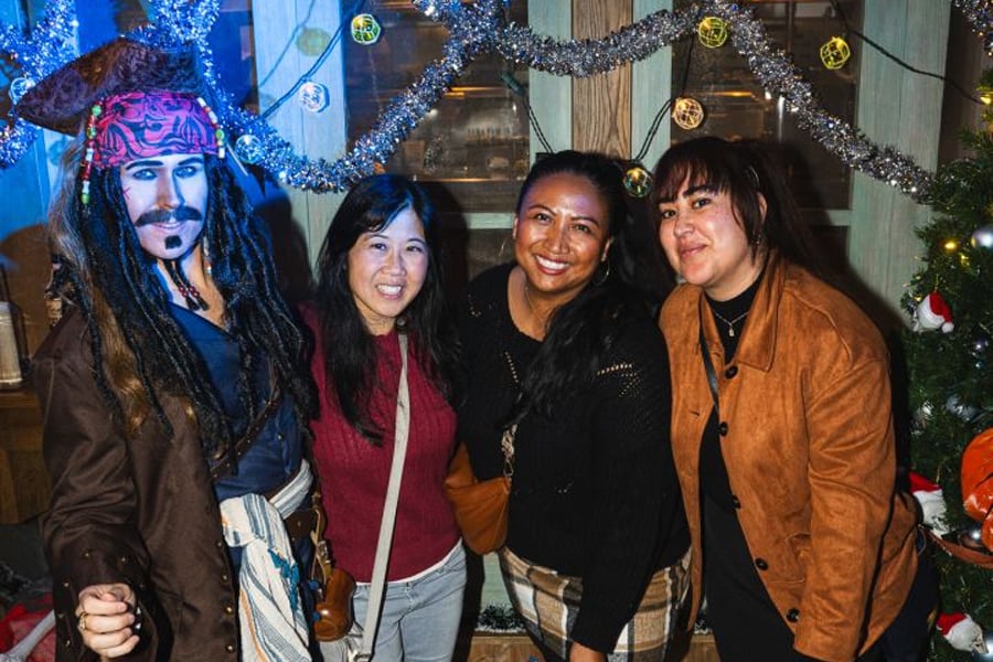 Landshark Bar & Grill Yo Ho Ho-liday Tavern
