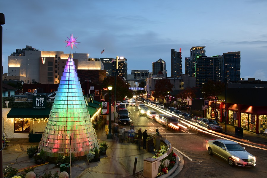 The Aurora Christmas Tree