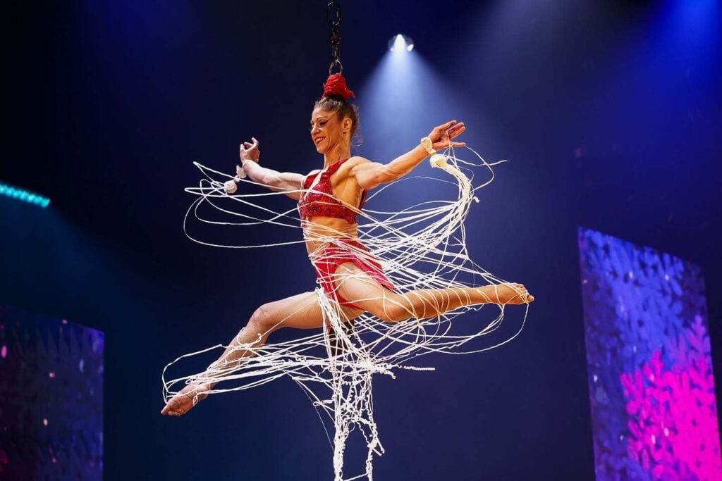 A Magical Cirque Christmas