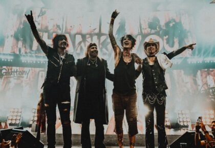 Mötley Crüe performing at The Return of the Carnival of Sins
