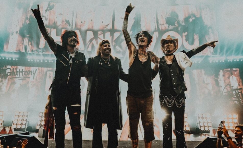 Mötley Crüe performing at The Return of the Carnival of Sins