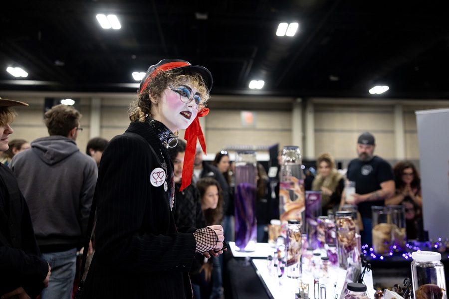 addities and curiosities expo san diego
