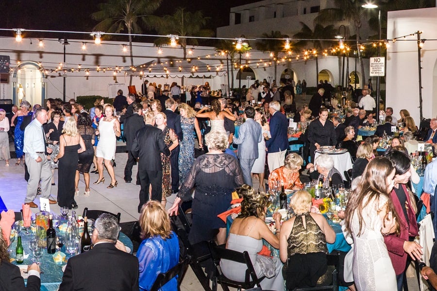 Open air dinner and dancing at OMA Illuminate Gala
