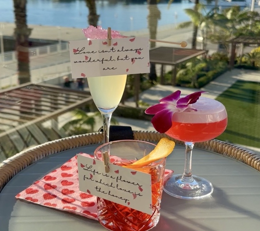 Odysea Waterfront Lounge cocktails