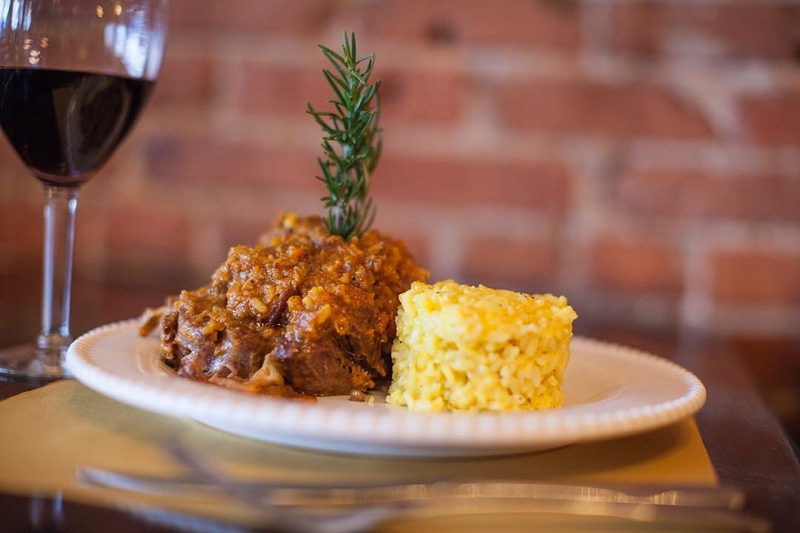Last-Minute NYE Meal Packages At Operacaffe