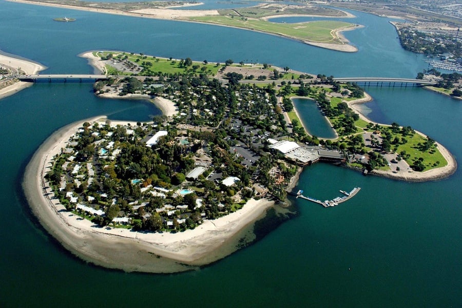 Paradise Point Resort & Spa Giving Away FREE Nights For Essentials Workers