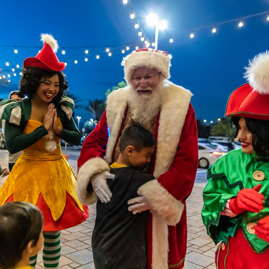 pictures with santa