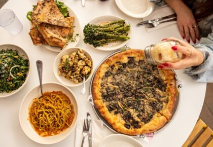 Pitfire Pizza, the award-winning LA pizza joint, opens in Carlsbad.