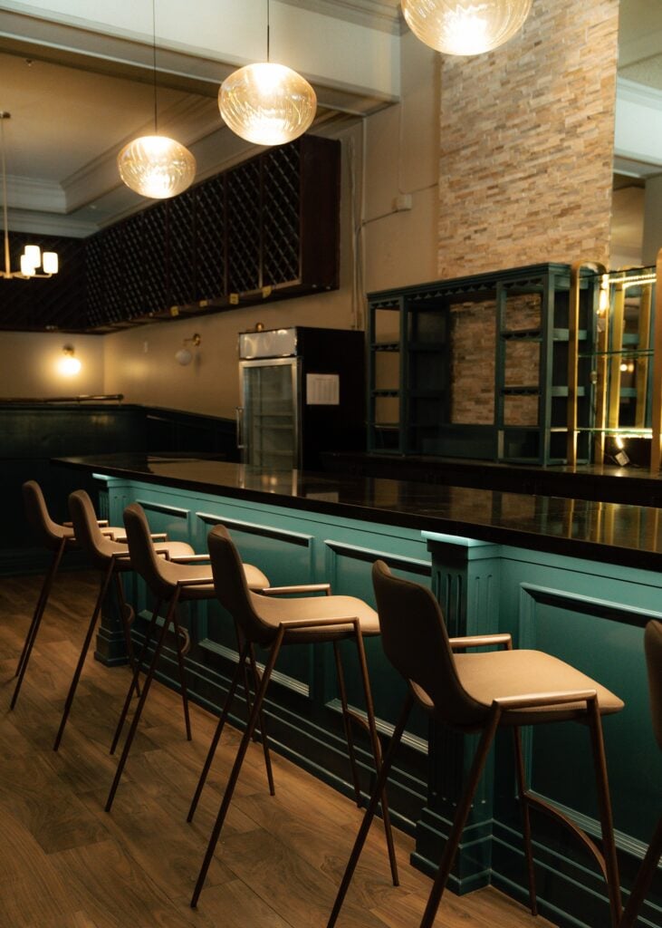Rei Do Gado bar section