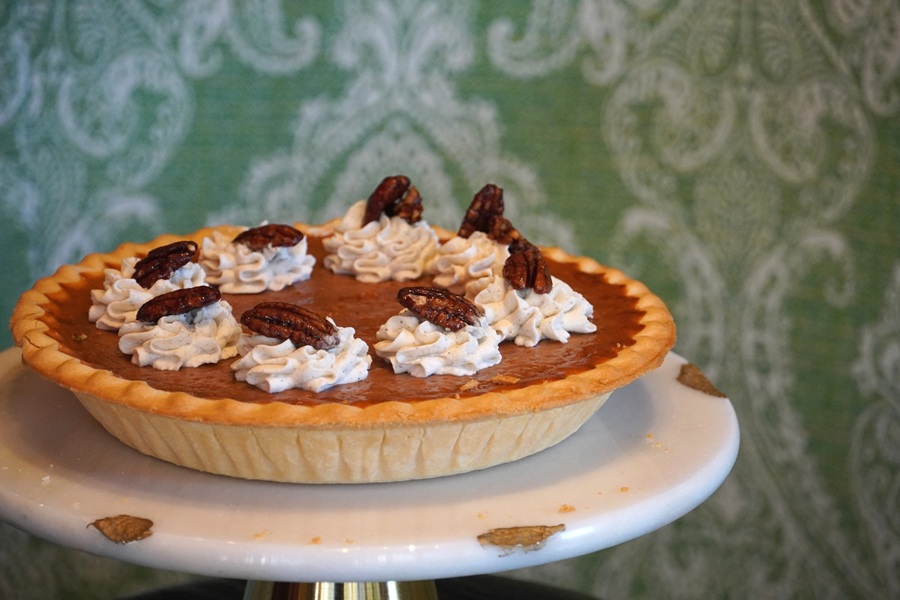 rustic root pumpkin pie