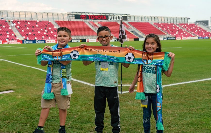 Patient-designed SD Loyal Scarf