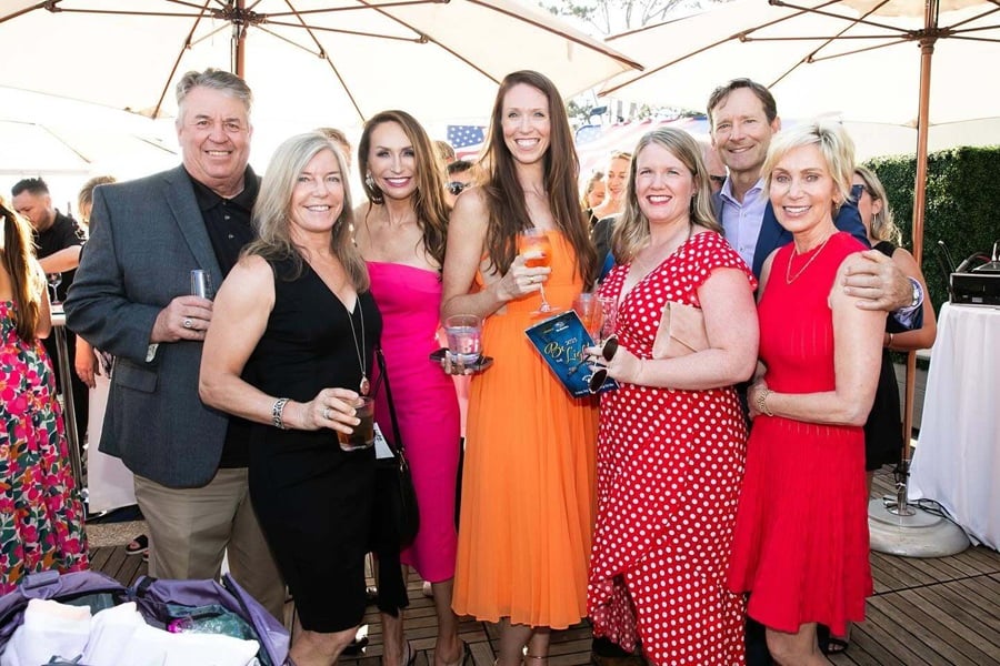 Beer wine and cocktails at Shelter to Soldier Be the Light Gala