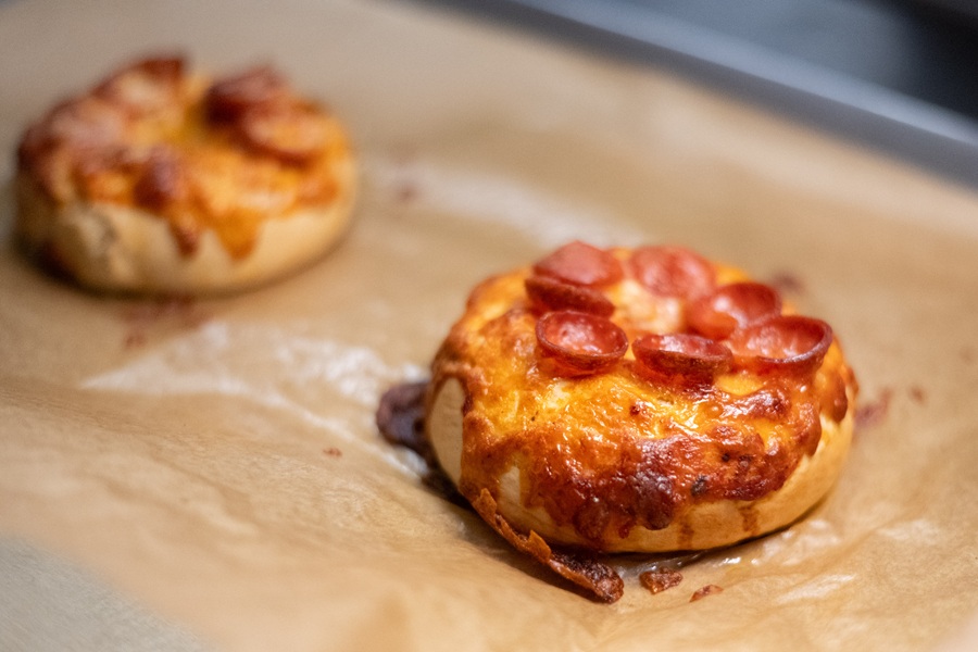 Prince St. Pizza Bagel at spill the beans