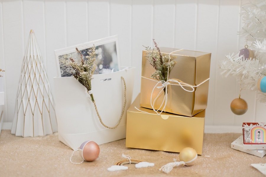 Holiday Pop-Up At Stefanie Bales Fine Art
