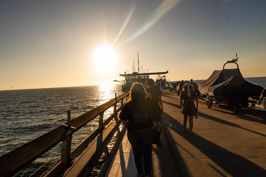 Sunset Scripps Pier Walk