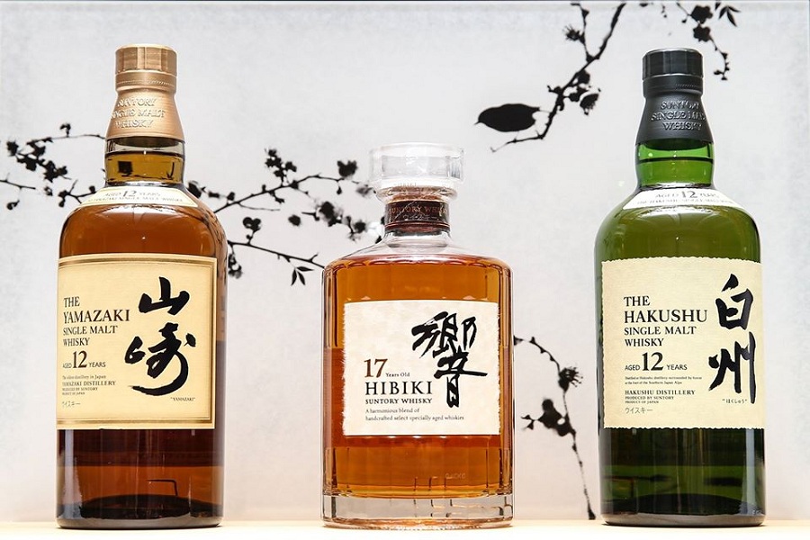 House Of Suntory Dinner Cloak And Petal