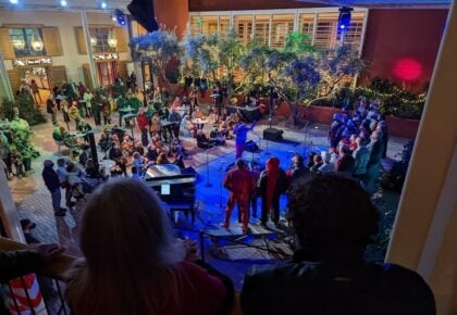A crowd gathered for the Wu Tsai QRT.yrd Concert Series