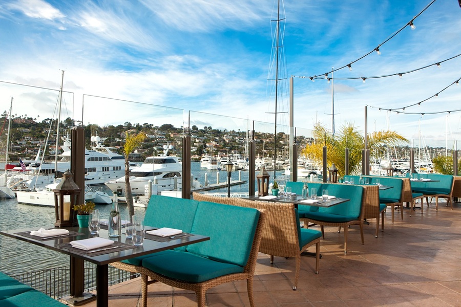 Vessel Restaurant al fresco dining