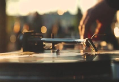 Vino Carta Little Italy Welcomes Back DJ John Manchard For A Fall Evening Of Cool Sounds