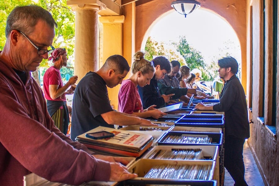 Shoppers scoring vinyl deals at Vinyl at the Market