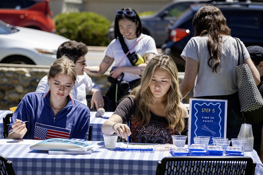 La Jolla Historical Society Growing Together community event
