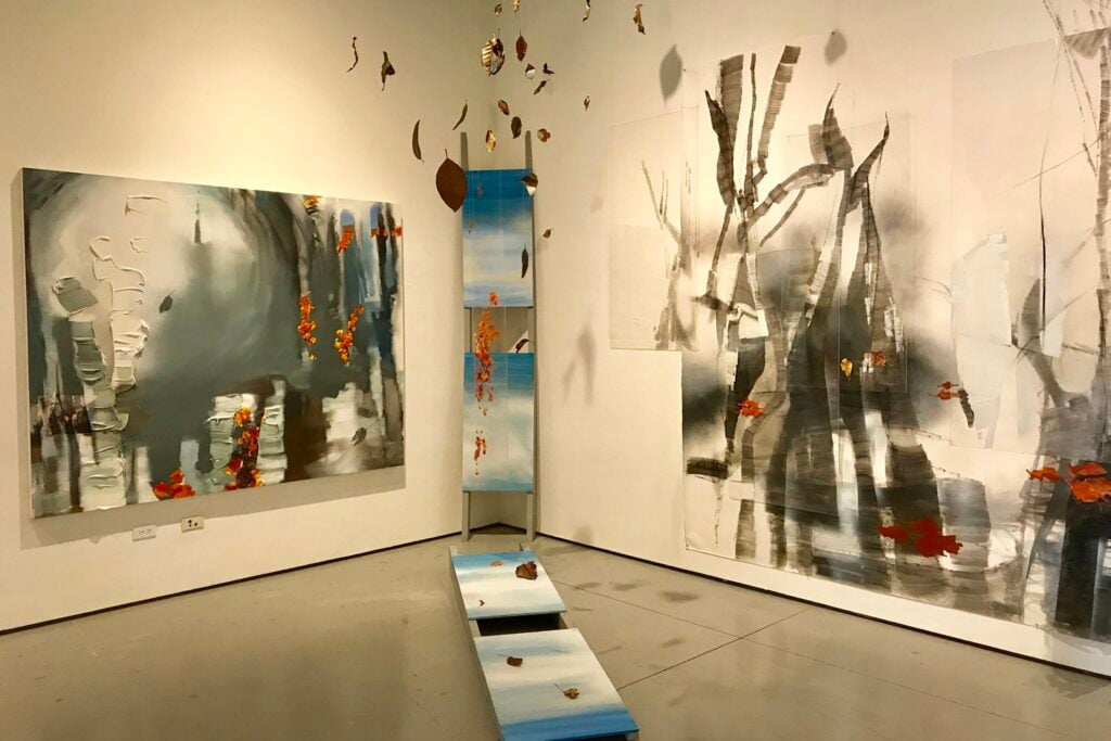 Art lovers soak in bold color and mystery at the Yvette Gellis exhibition