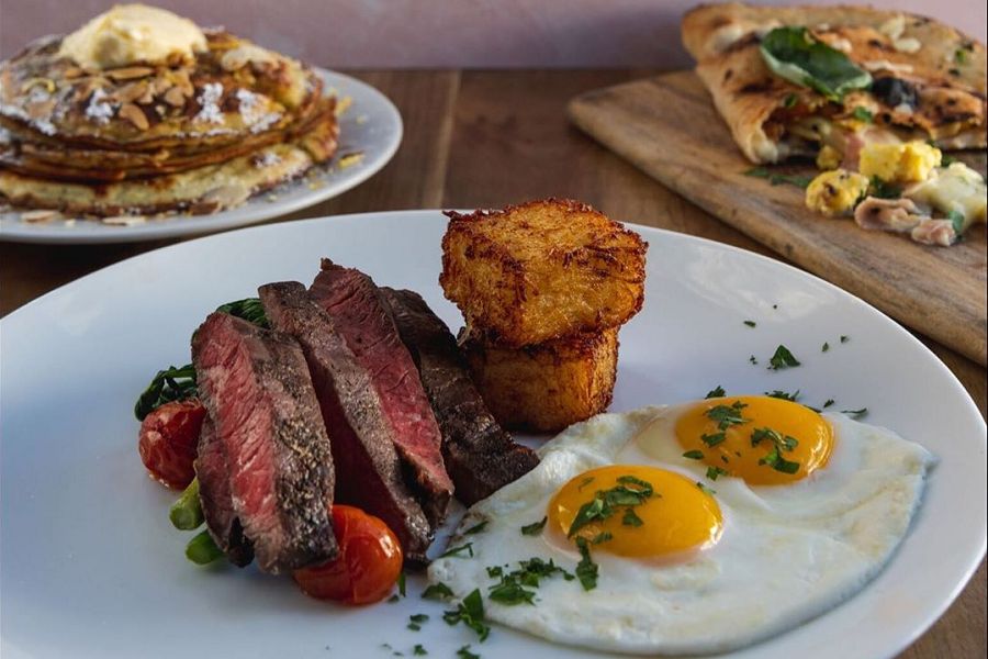  Blade 1936 Expands Offerings With Lunch And Brunch
