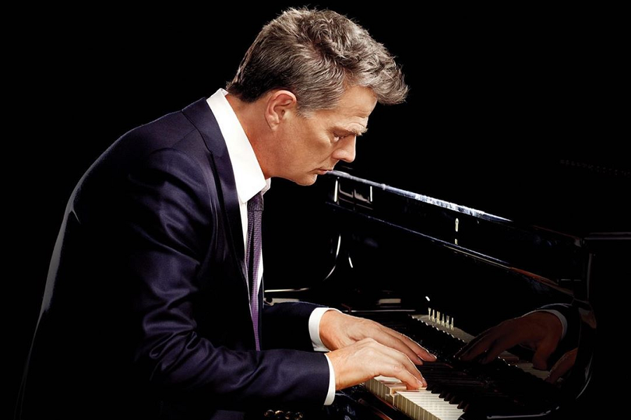 Join Us For "An Intimate Evening With David Foster"