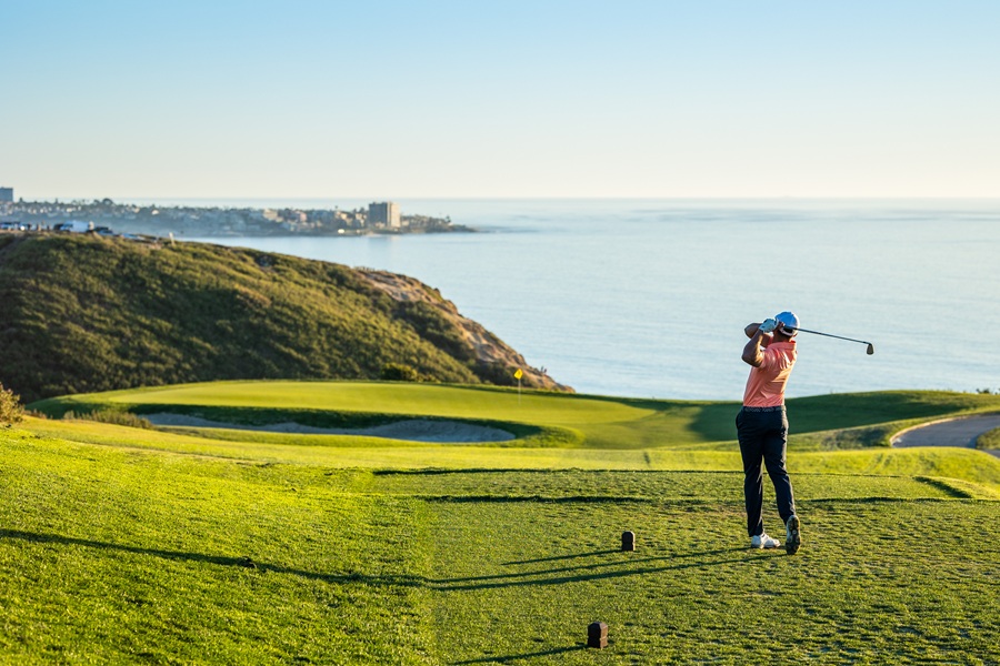 farmers insurance open