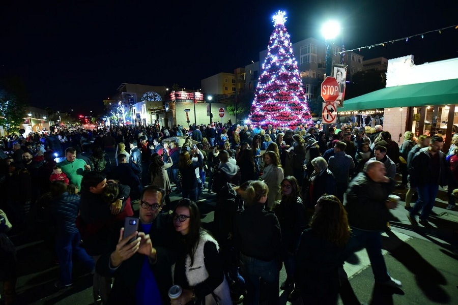 Little Italy Association Unveils Brand New Tree Design At The 21st Annual Little Italy Tree Lighting And Christmas Village