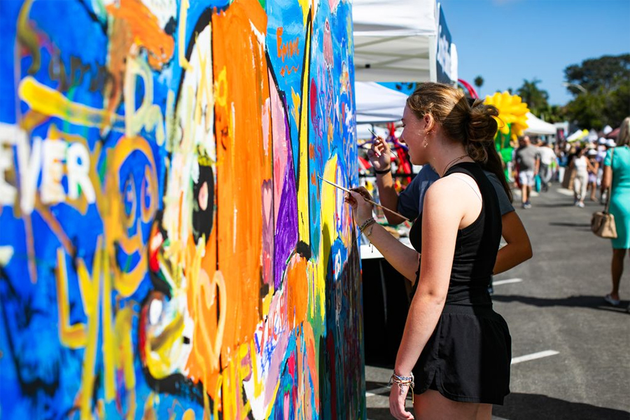 La Jolla Art & Wine Festival
